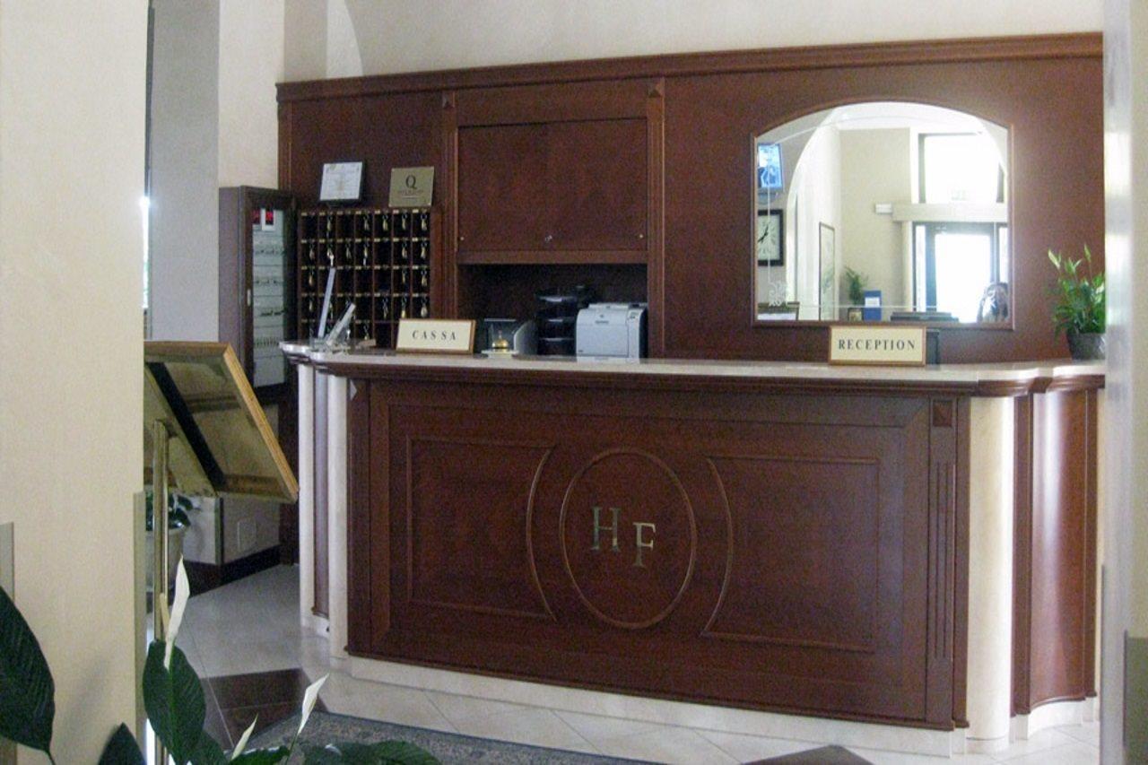 Hotel Flora Стреза Екстериор снимка